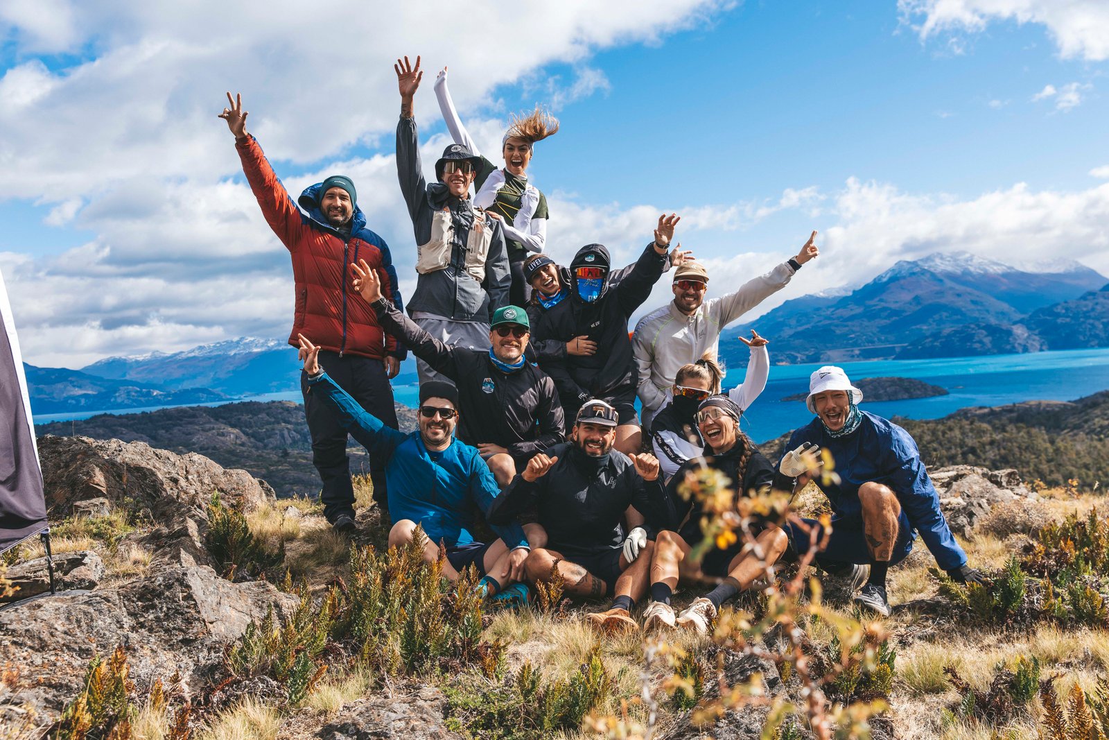 Grupo do Clube Patagônia em expedição na Patagônia Chilena